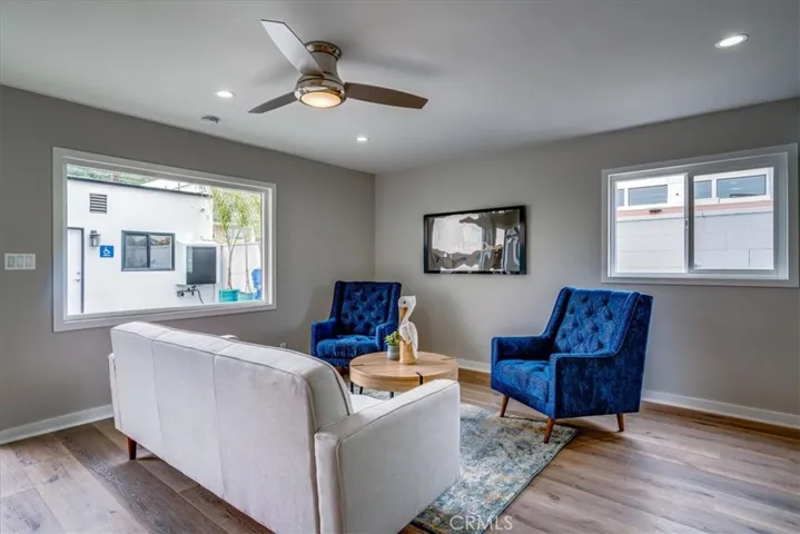 323 Culver Boulevard, Playa Del Rey, California 90293
