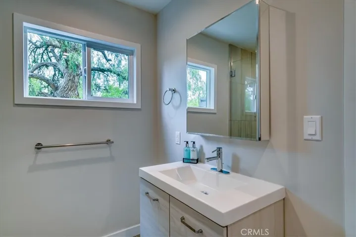 323 Culver Boulevard, Playa Del Rey, California 90293