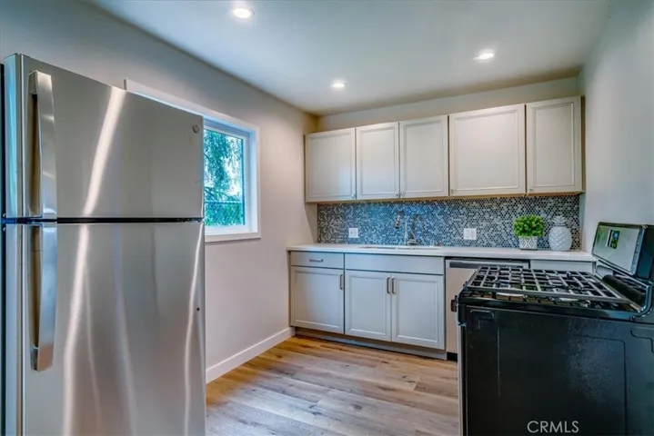 323 Culver Boulevard, Playa Del Rey, California 90293