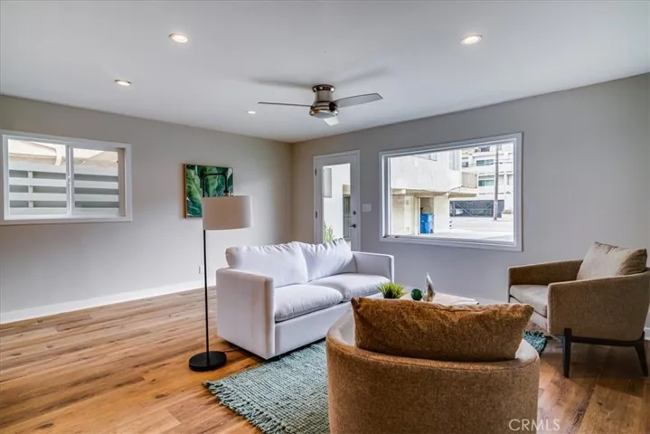 323 Culver Boulevard, Playa Del Rey, California 90293
