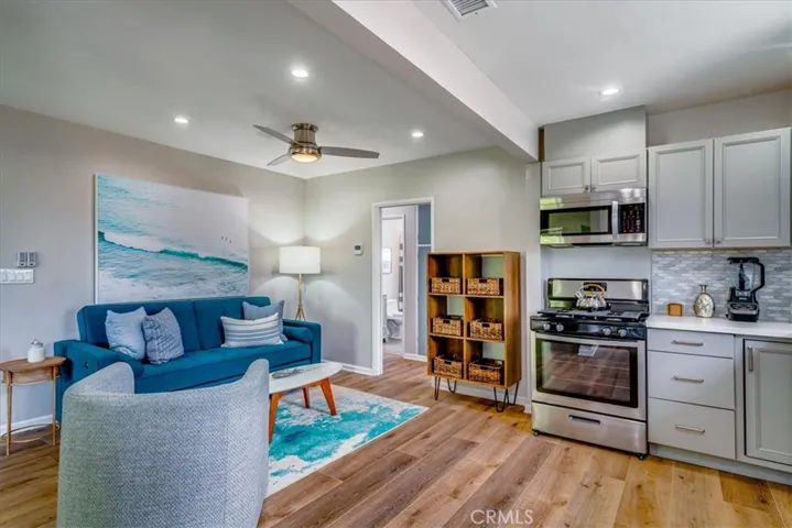 323 Culver Boulevard, Playa Del Rey, California 90293