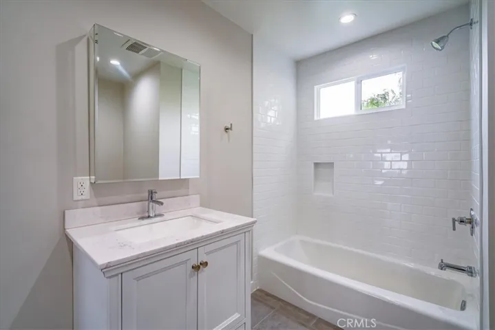 323 Culver Boulevard, Playa Del Rey, California 90293