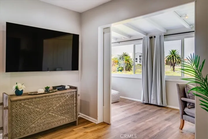 323 Culver Boulevard, Playa Del Rey, California 90293