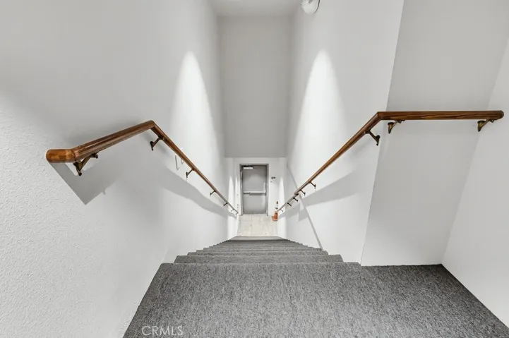 129 W 5th Street, Long Beach, California 90802