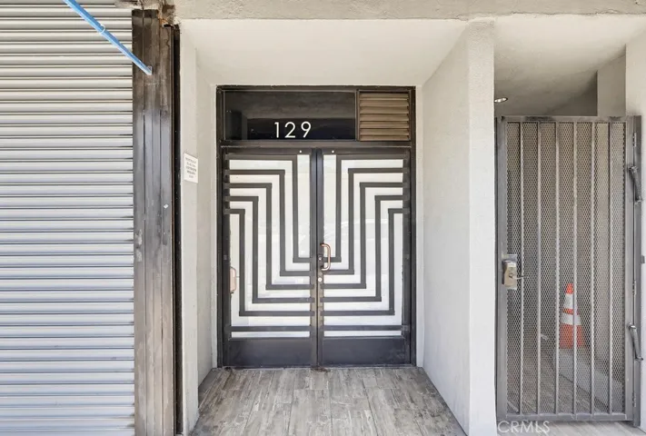 129 W 5th Street, Long Beach, California 90802
