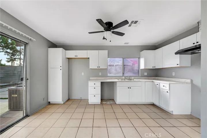 2820 E Avenue S S, Palmdale, California 93550