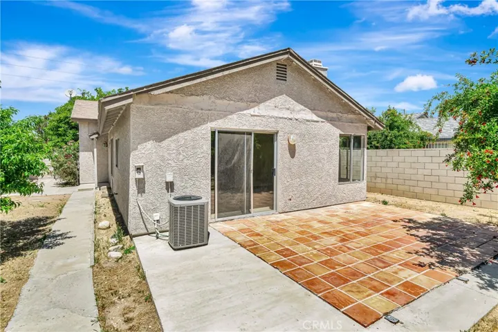 2820 E Avenue S S, Palmdale, California 93550