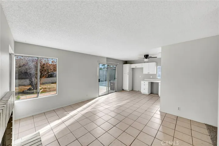 2820 E Avenue S S, Palmdale, California 93550