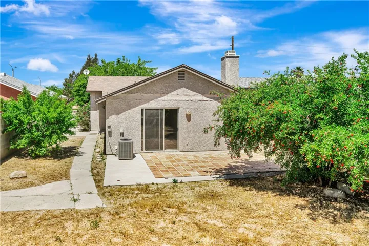 2820 E Avenue S S, Palmdale, California 93550