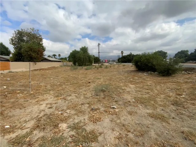 25338 4th, San Bernardino, California 92410