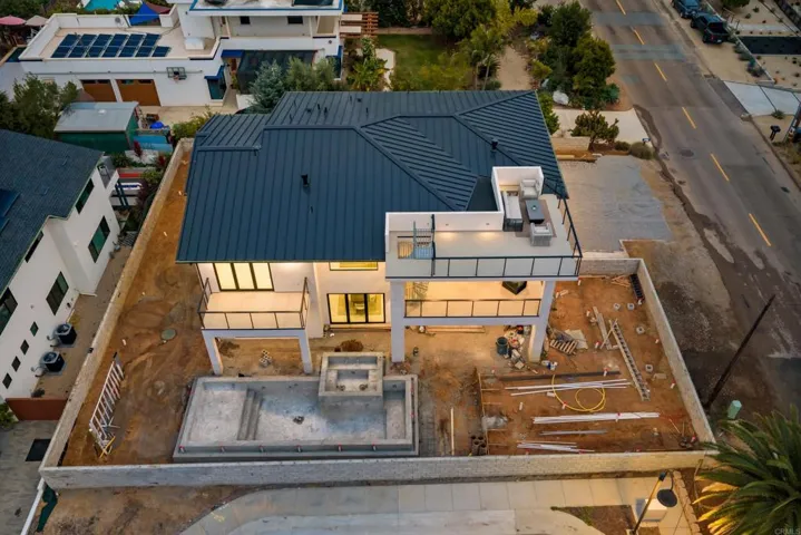 3794 Highland Drive, Carlsbad, California 92008