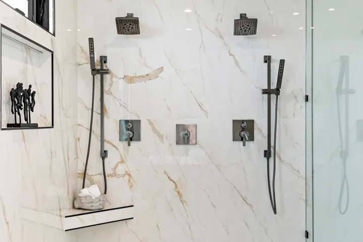 3794 Highland Drive, Carlsbad, California 92008