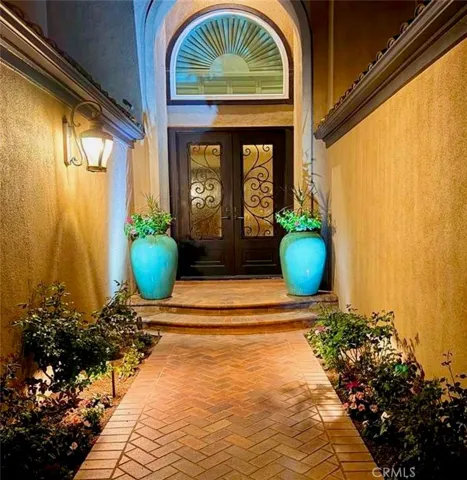 WELCOME HOME!