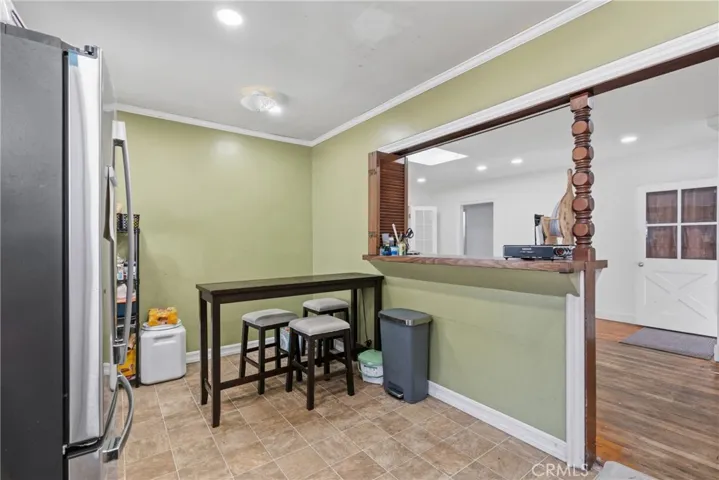 Eat In Kitchen