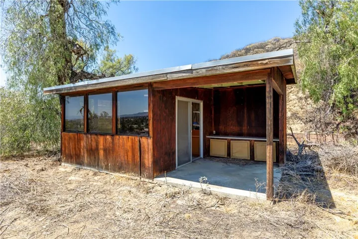 955 Park, San Jacinto, California 92583