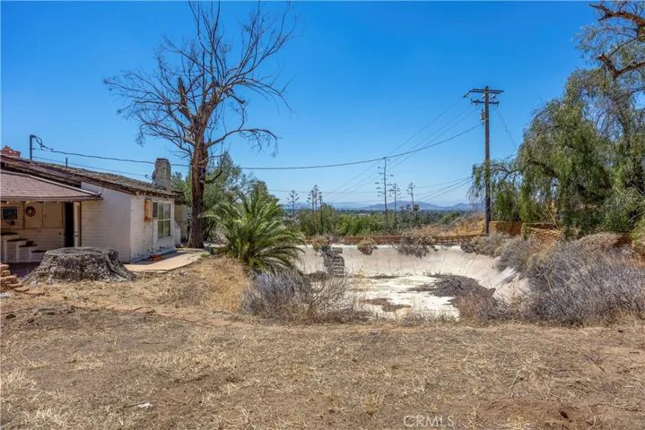 955 Park, San Jacinto, California 92583