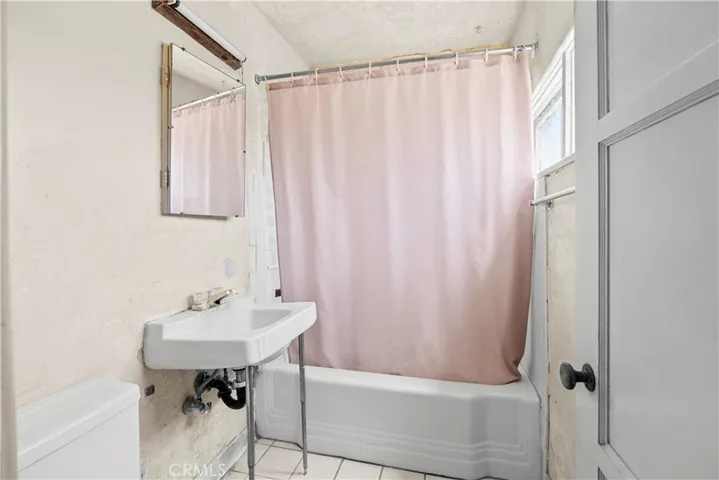 955 Park, San Jacinto, California 92583
