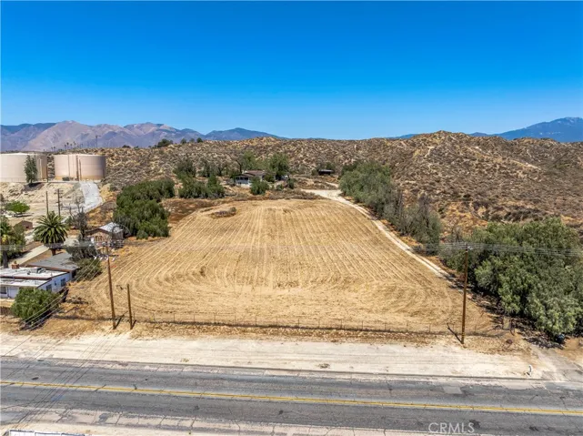 955 Park, San Jacinto, California 92583