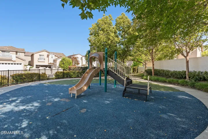 30845 Grenoble Ct_32