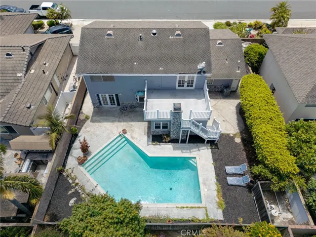 6911 Rio Vista, Huntington Beach, California 92647