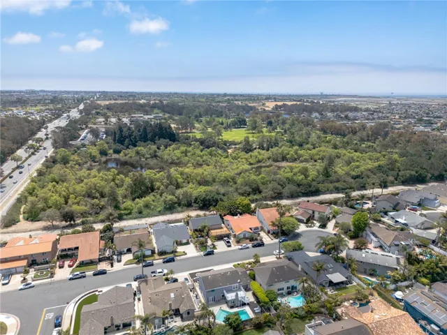 6911 Rio Vista, Huntington Beach, California 92647