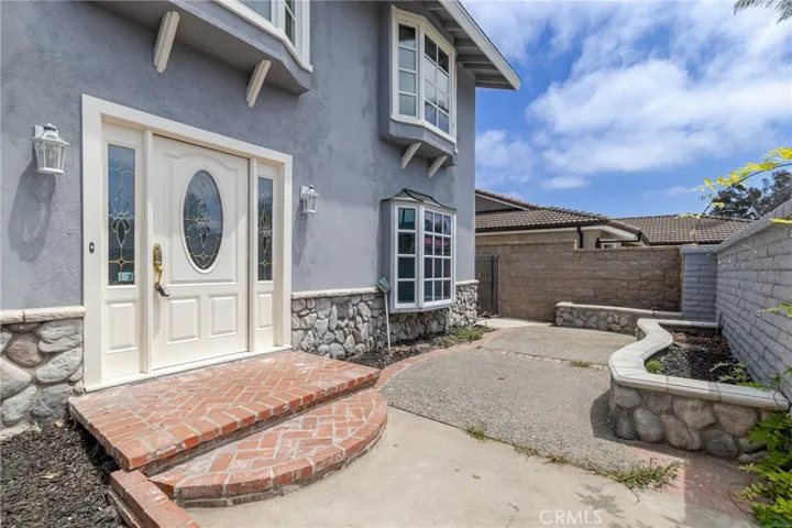 6911 Rio Vista, Huntington Beach, California 92647