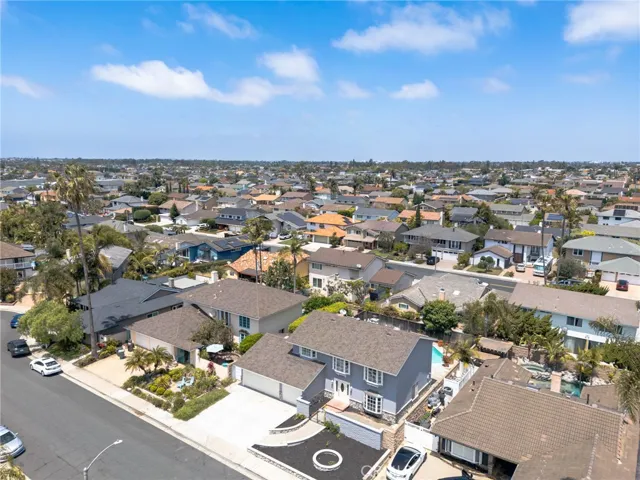 6911 Rio Vista, Huntington Beach, California 92647