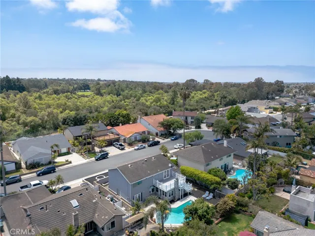 6911 Rio Vista, Huntington Beach, California 92647