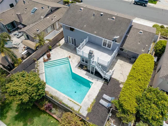 6911 Rio Vista, Huntington Beach, California 92647