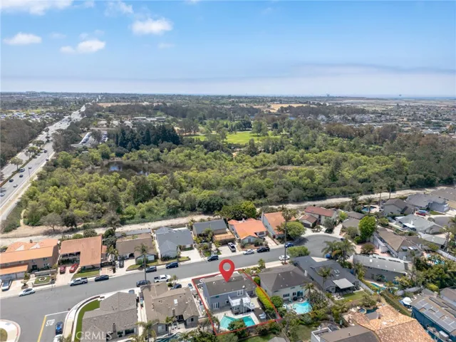 6911 Rio Vista, Huntington Beach, California 92647