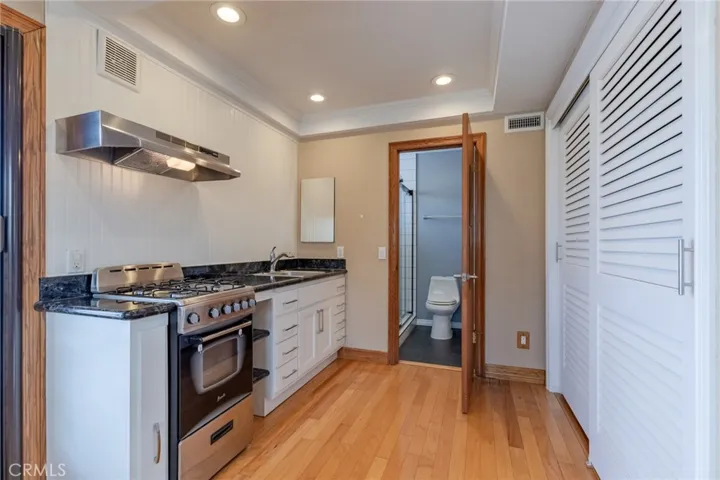 6911 Rio Vista, Huntington Beach, California 92647