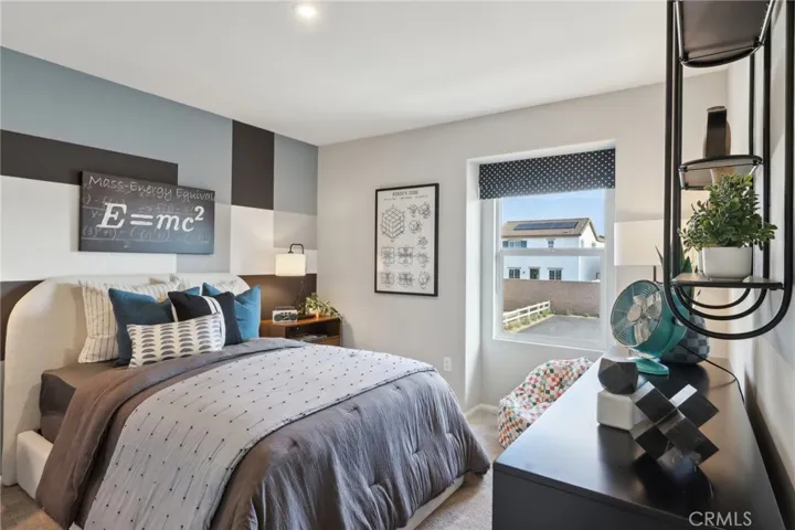 MODEL HOME