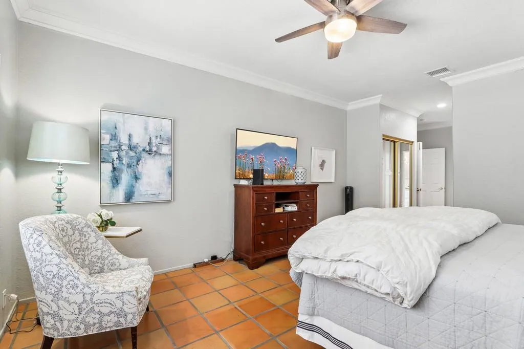 24-web-or-mls-Vista Cielo-S0505-024
