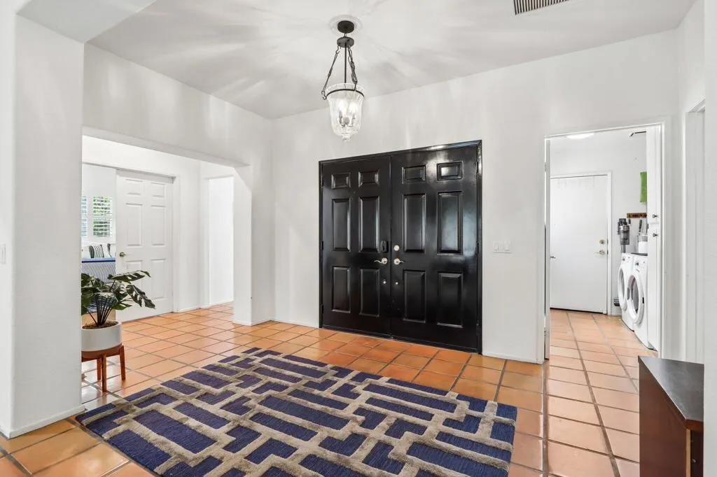 18-web-or-mls-Vista Cielo-S0505-018