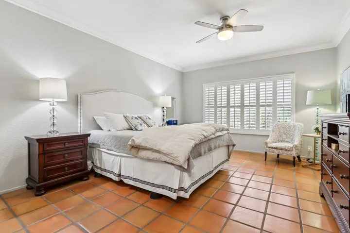 22-web-or-mls-Vista Cielo-S0505-022