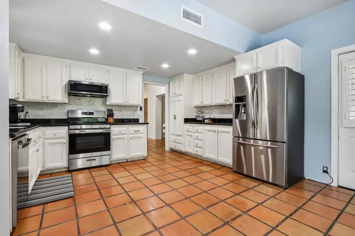 15-web-or-mls-Vista Cielo-S0505-015