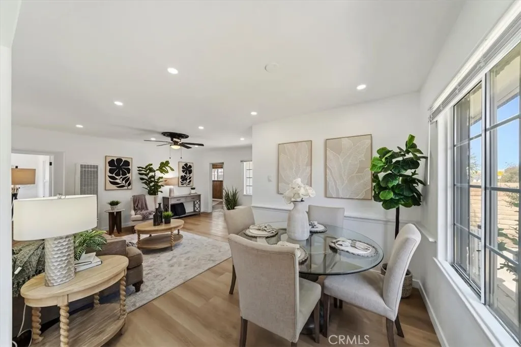 Spacious living room/diming room combo
