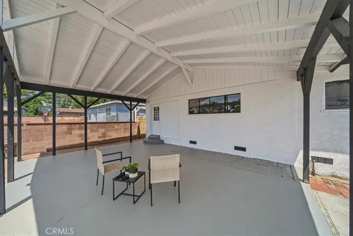 Fantastic oversized patio area