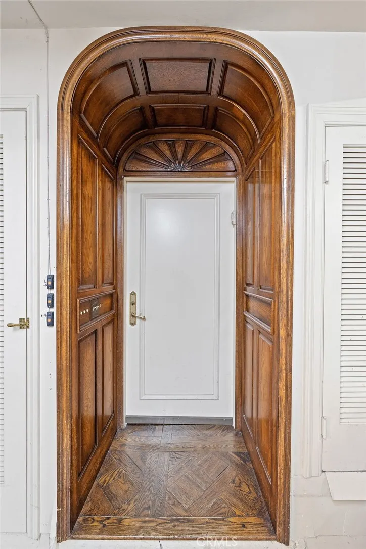 Gorgeous garage direct access.