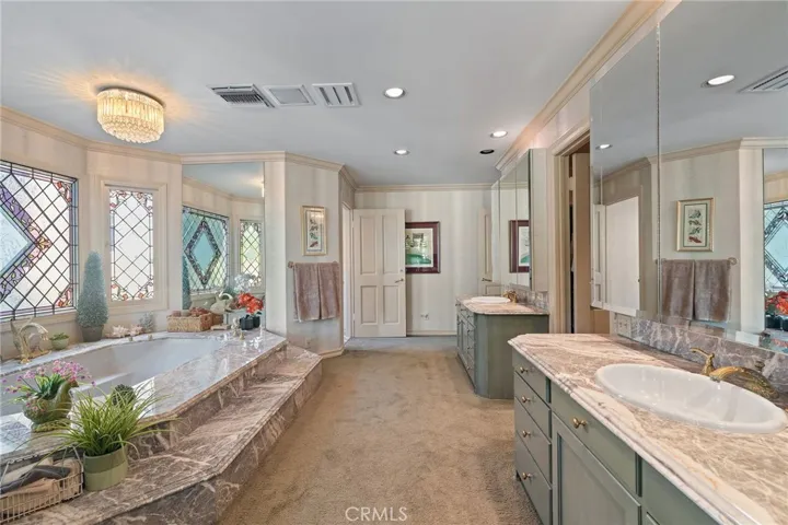 I love this primary bathroom.