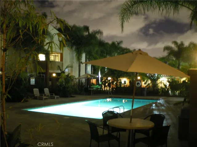 Amazing Pool