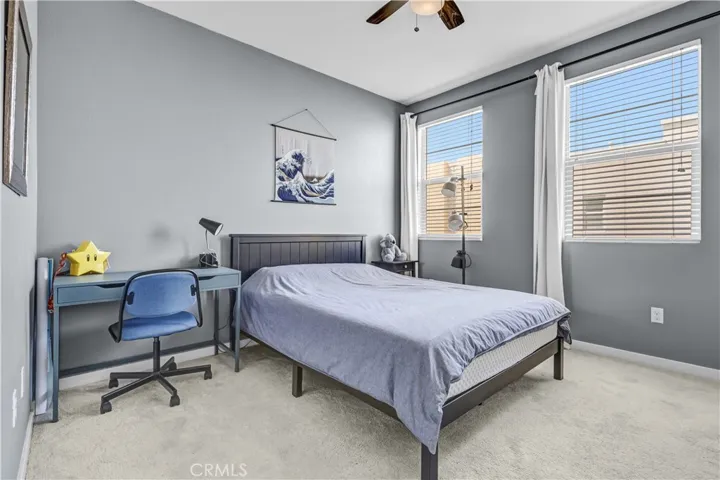 212 Paramount, Irvine, California 92618