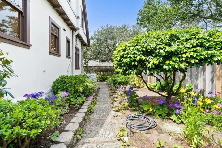 0 13th, Carmel, California 93921