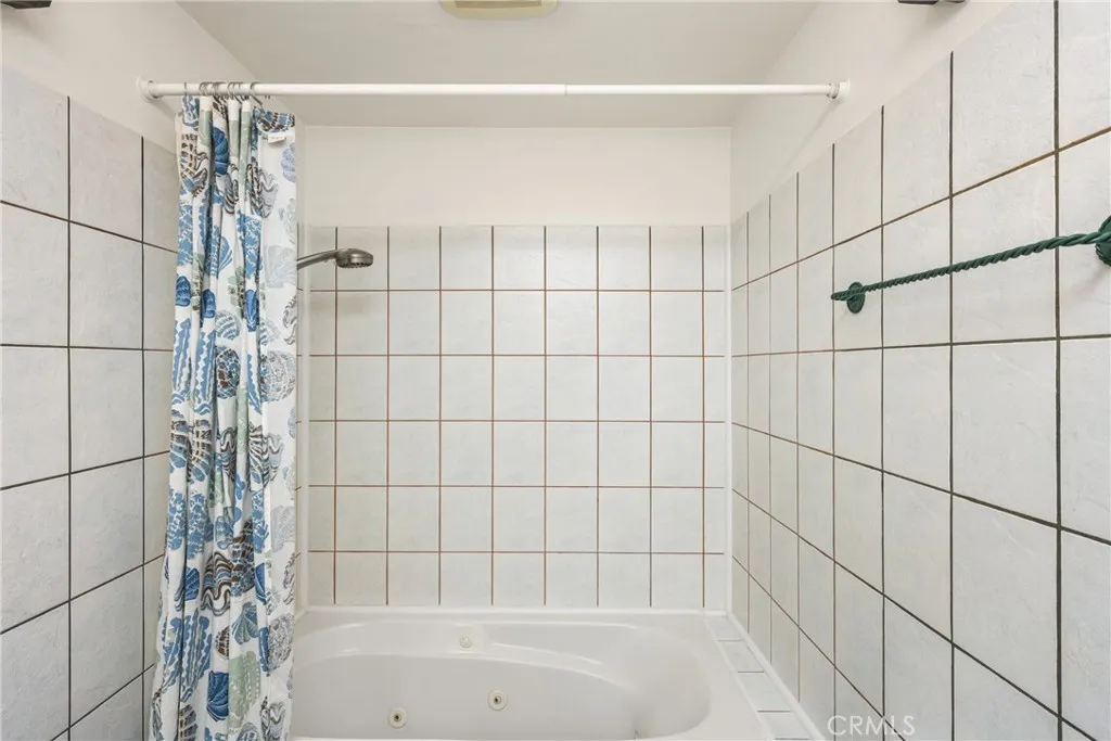 Spa tub.