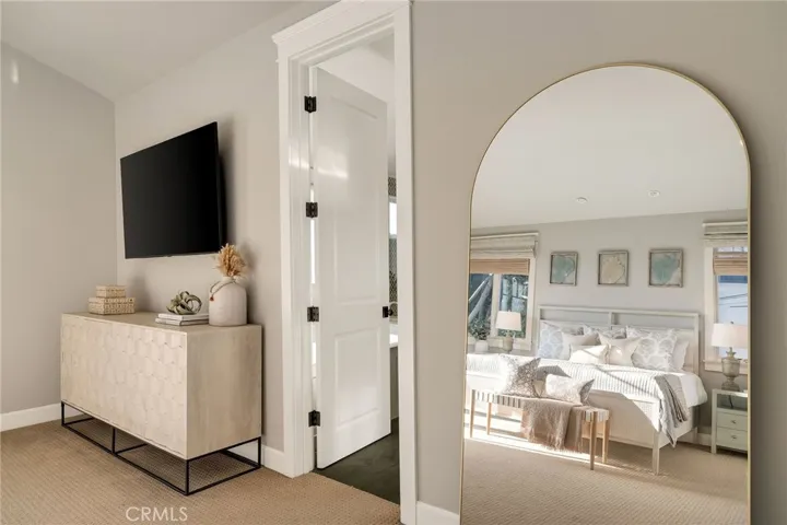 3307 N Poinsettia, Manhattan Beach, California 90266
