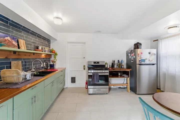 6074 Rock Street, San Diego, California 92115