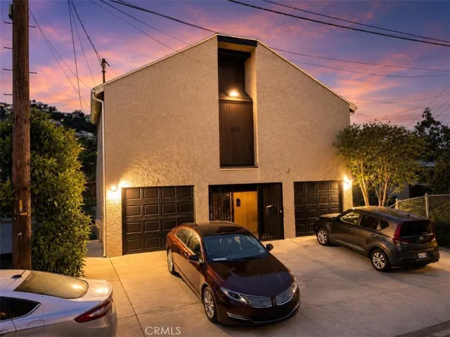 FIVE BEDROOM ON  EASTERLY TERRACE