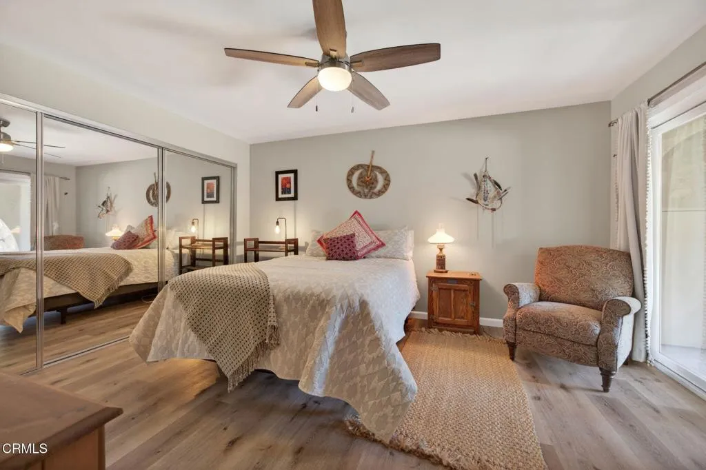 25-web-or-mls-Upmarketmedia_883Mor-082