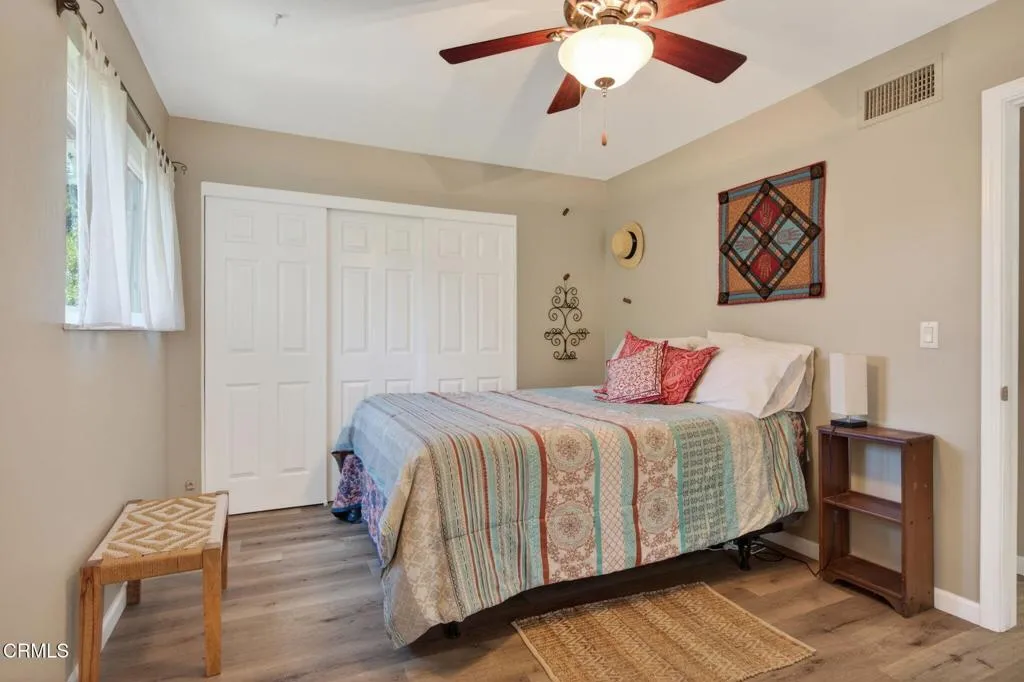 33-web-or-mls-Upmarketmedia_883Mor-106