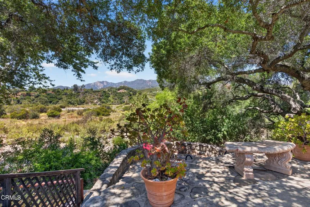 48-web-or-mls-Upmarketmedia_883Mor-154